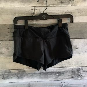 Black Lulu Lemon Speed Up Shorts